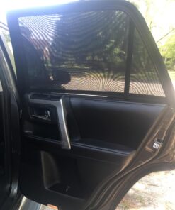 Shade Sox Universal Fit Car Side Window Baby Sun Shade (2 Pack) | Protects Your Baby and Older Kids from The Sun, Fits All (99%) Cars! Most Mid Size SUV's 2 Piece 52 713qeECUvjL