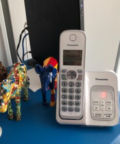 Panasonic DECT 6.0 Expandable Cordless Phone with Answering Machine and Smart Call Block - 2 Cordless Handsets - KX-TGD532W (White/Silver) White/Silver 2 Handsets Talking Caller ID + Answering Machine 40 713sLY9gK1L