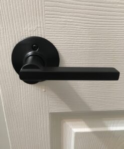 Schlage F10 V LAT 622 Latitude Door Lever, Hall & Closet Passage Lock, Matte Black Standard 37 713xlUY TL