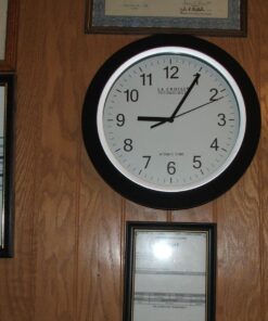 La Crosse Technology WT-3129B 12 Inch Atomic Analog Wall Clock, Pack of 1, Black 29 7141mtUZ2lL