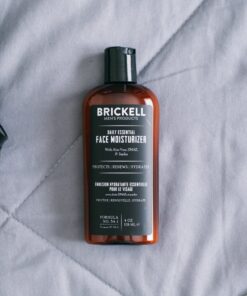 Brickell Men's Daily Essential Face Moisturizer for Men, Natural and Organic Fast-Absorbing Face Lotion with Hyaluronic Acid, Green Tea, and Jojoba, 4 Ounce, Scented 4 Fl Oz (Pack of 1) 24 714RvLS cfL