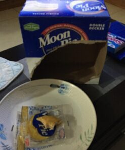 MoonPie Double Decker Banana Marshmallow Sandwich - 2oz, 12Count Box ( 72Count Total) | Double Layer Banana Covered Graham Cracker & Marshmallow Pie, 2.06 Pound (Pack of 6) 24 714YwRfwviL