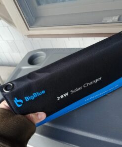 Solar Panels Charger with Digital Ammeter, BigBlue 28W SunPower Camping Solar Panel, Dual USB(5V/4A Overall), IPX4 Waterproof, Compatible with iPhone 13/11/Xs/X/8/7, iPad, Samsung Galaxy, Google Pixel Blue 65 714jVcUKHxL