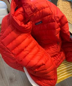 Nikwax Down, Down Wash.Direct, 300ml, Specialty Cleaner for Down Jackets, Outerwear, Vests, Sleeping Bags, Quilts, and Bedding, Restores Loft, Warmth, Insulation, and Water Repellency Down Wash Direct 10 Fl. Oz. 28 714weRzDauL