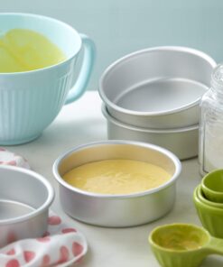 Wilton Aluminum 6-Inch Round Cake Pan Set, 4-Piece 6" 4-Pack 6" (4-Pk.) Round 23 714yVyEXBPL