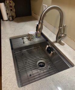 Delta Faucet Leland Brushed Nickel Pull Down Kitchen Faucet, Magnetic Docking Spray Head, SpotShield Stainless Steel, 9178-SP-DST Without Soap Dispenser Standard 43 7156xYw8aXL