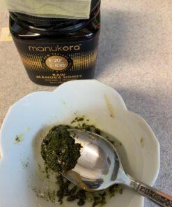 Manukora Raw Manuka Honey, MGO 850+ from New Zealand, Non-GMO, Monofloral, Traceable from Hive to Hand, Daily Digestive & Immune Support - 250g (8.82 Oz) 8.82 Ounce (Pack of 1) 53 715JATYY5vL