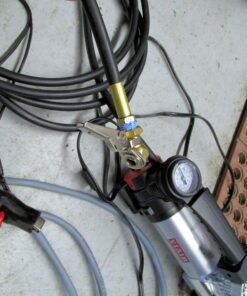 VIAIR 88P - 00088 Portable Compressor Kit with Alligator Clamps, Tire Inflator, Tire Air Pump, 12V, 120 PSI, for Up to 33 Inch Tires Air Compressor 50 715LzHRCRL