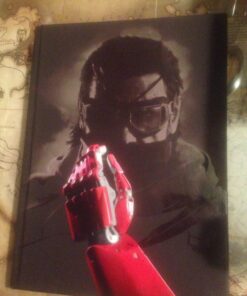 Metal Gear Solid V: The Phantom Pain: The Complete Official Guide Collector's Edition 29 715UT3XEIYL