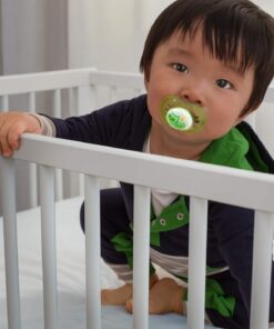 MAM Night Pacifiers , MAM Pacifiers 6+ Months, Best Pacifier for Breastfed Babies, Glow in the Dark Pacifier, Baby Boy Pacifier, 6-16 (Pack of 2) 44 715VzQ4RQSL