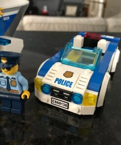 LEGO City Police High-Speed Chase 60138 Building Toy with Cop Car, Police Helicopter, and Getaway Sports Car (294 Pieces) 39 715dgrDN6WL