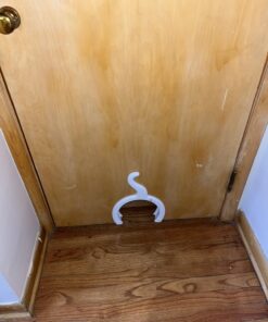 The Kitty Pass Interior cat Door - let Your cat in and Out of Closed Doors, Secure pet Proof gate Latch - for Cats up to 21 lbs 9x12 26 715uaVdDL1L