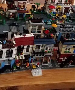 LEGO Creator Toy and Grocery Shop 57 715vTAc5lL