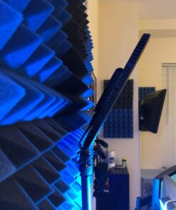 Elgato Key Light - Professional 2800 lumens Studio Light with desk clamp for Streaming, Recording and Video Conferencing, Temperature and Brightness app-adjustable on Mac, PC, iOS, Android 37 715vvsSEEZL