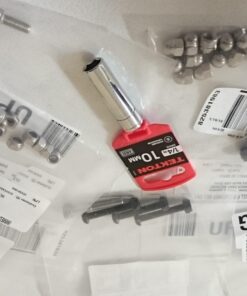 CURT 18115 Universal 42 x 37-Inch Black Steel Roof Rack Rooftop Cargo Carrier 50 715wNRjk0zL