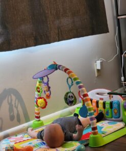 Fisher-Price Baby Playmat Deluxe Kick & Play Piano Gym & Maracas with Smart Stages Learning Content,5 Linkable Toys & 2 Soft Rattles (Amazon Exclusive) Kick N Play Green + Maracas 47 7163Fdl18L