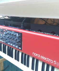 Gator Frameworks Keyboard and Audio Utility Table with Multi Point Adjustability and Built in Leveling Bubble; Min/Max Height - 26"/44" (GFW-UTILITY-TBL), Black 37 716VPchKNdL