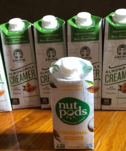 nutpods Original Coffee Creamer - Unsweetened Non Dairy Creamer Made from Almonds and Coconuts - Keto Creamer, Whole30, Gluten Free, Non-GMO, Vegan, Sugar Free, Kosher (4-Pack) 11.2 Fl Oz (Pack of 4) 33 716a14Y tGL
