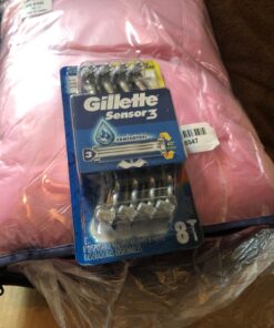 Gillette Sensor3 Comfort Disposable Razors for Men, 8 Count, Lubrastrip Glides Easily Over Your Skin Sensor3 Comfort (8ct) 50 716dTNtMoGL