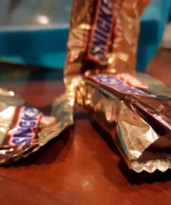 SNICKERS, TWIX, MILKY WAY & 3 MUSKETEERS Variety Pack Fun Size Variety Pack Milk Chocolate & Dark Chocolate Candy Bars Assortment, 40 oz 135 Piece Bag 29 716tQ3wAc6L 5