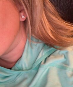 "STUNNING FLAME" 18K Gold Plated Silver Brilliant Cut Simulated Diamond Cubic Zirconia Stud Earrings 1.5 carats Gold Plated Sterling Silver - White 45 71703wI7jyL