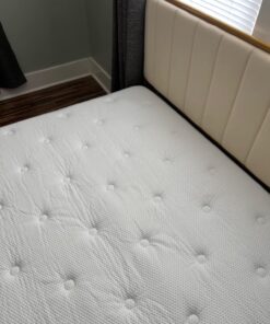 Linenspa Waterproof Smooth Top Premium Queen Mattress Protector, Breathable & Hypoallergenic Queen Mattress Covers - Packaging may vary, White 29 71760 SXffL