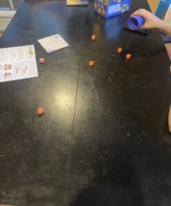 Farkle - Family Game Night Fun - Classic Dice-Rolling, Risk-Taking Game, For Adults and Kids Ages 8 and up 15 717CtJGtKqL