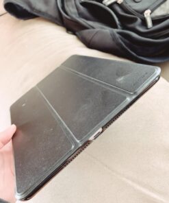 ESR for iPad 9.7 Inch Case, Trifold Smart Case Compatible with iPad 5th/6th Generation, Two-Way Stand, Slim and Lightweight, Auto Sleep and Wake, Ascend Series Case, Black 01black 44 717FrHtBHL