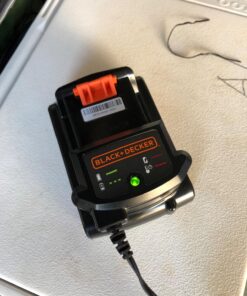 BLACK+DECKER 20V MAX Cordless Leaf Blower, 2-Speed, Up To 90 MPH, with Battery and Charger (BCBL700D1) 20V Leaf Blower Kit 30 717MH9YROlL