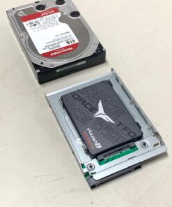 DSLRKIT 2.5" SSD to 3.5" SATA Hard Disk Drive HDD Adapter Caddy Tray CAGE Hot Swap Plug 58 717O To5eLL