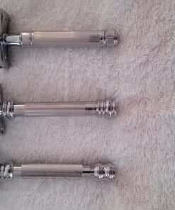 Parker Safety Razor, 99R Chrome Long Handle Heavyweight Butterfly Open Double Edge Safety Razor for Men, 5 Parker Premium Platinum Double Edge Razor Blades Included 48 717dmG8GrL