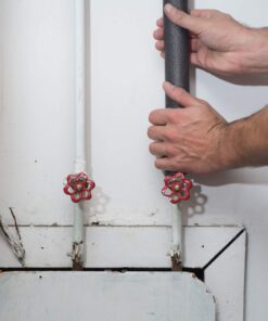 Duck Brand Insulating Foam Pipe Covers, 0.75-Inch by 3-Feet, Pack of 4 Sticks, 1285241 12 717rXGOLxNL