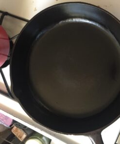 Crisbee Puck® Cast Iron and Carbon Steel Seasoning - Family Made in USA - The Cast Iron Seasoning Oil & Conditioner Preferred by Experts - Maintain a Cleaner Non-Stick Skillet 51 717vSGRbzkL 3