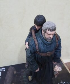 Dark Horse Deluxe Game of Thrones: Hodor & Bran Figure 33 717y5dRViCL