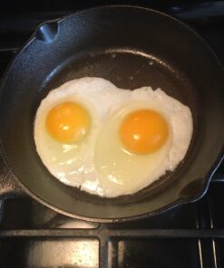 Lodge 8 Inch Cast Iron Pre-Seasoned Skillet – Signature Teardrop Handle - Use in the Oven, on the Stove, on the Grill, or Over a Campfire, Black 48 718 dvzlyuL