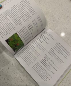 Rosemary Gladstar's Herbal Recipes for Vibrant Health: 175 Teas, Tonics, Oils, Salves, Tinctures, and Other Natural Remedies for the Entire Family 32 7181Qhg66vL