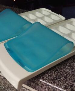 OXO Good Grips No-Spill Ice Cube Tray 1 Count (Pack of 1) 64 7182uDQt4IL