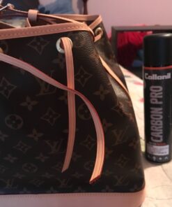 Collonil Carbon Pro Shoe Protector Spray – Shoe Water & Stain Repellent Spray, Sneaker Protector - for All Materials Carbon Pro 10.14 Fl Oz 13 718BJ2tfG1L