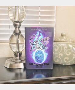 Escape from the Isle of the Lost: A Descendants Novel (The Descendants) 9 718qhNPnEOL