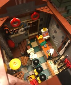 LEGO Ideas Old Fishing Store (21310) - Building Toy and Popular Gift for Fans of LEGO Sets and The Outdoors (2049 Pieces) 67 7194Cn8Ts1L