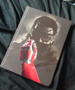Metal Gear Solid V: The Phantom Pain: The Complete Official Guide Collector's Edition 35 719LwOhlnIL