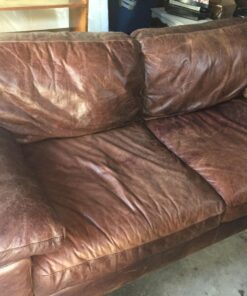 Chamberlain’s Leather Milk Furniture Treatment - All-Natural Leather Cleaner, Leather Conditioner for Couches and Living Room Furniture No 5, 6 Oz 59 719Ru3Iy2L