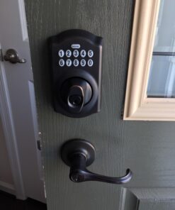 Schlage BE365 V CAM 716 Camelot Keypad Deadbolt, Electronic Keyless Entry Lock, Aged Bronze 40 719YBV0r1nL