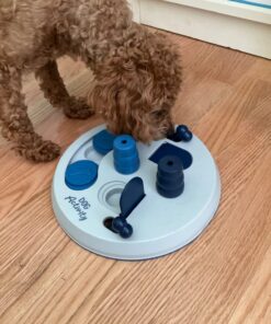 TRIXIE Flip Board Strategy Game, Intermediate Dog Puzzle Toy, Level 2 Activity, Treat Puzzle, Interactive Play, Enrichment Level 2 (Intermediate) 35 719b8ZvWgPL