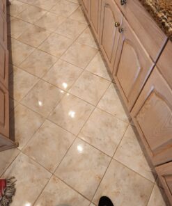 Ultimate Grout Cleaner Spray for Tile - Heavy Duty Grout and Tile Cleaner for Tile Floors & Shower Grout Cleaner - Tile Floor Cleaner Removes Dirt, Grease and Soap Scum from Tile & Grout - 32 fl oz 1 Quart 64 719kzGK9MzL