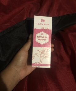 Leven Rose Jojoba Oil, Pure Cold Pressed Natural Unrefined Moisturizer for Skin Hair and Nails 4 oz 4 Fl Oz (Pack of 1) 35 719yrgs9z2L