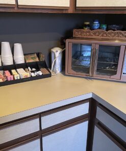 Mind Reader, Countertop Organizer, Coffee Bar, Kitchen Cup and Condiment Station, 17.875" L x 9.5" W x 6.625" H, Black 17.875"L x 9.5"W x 6.625"H, 33 71A9Hf7hVL