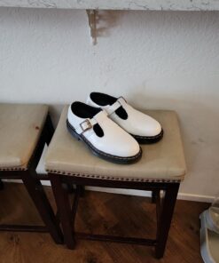 Angelus Acrylic Leather Paint 4oz White 4 Fl Oz (Pack of 1) 41 71AHvm1yGJL