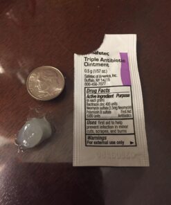 Triple Antibiotic Ointment .5gr Packets (Box of 144) 20 71BELQPlkDL