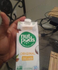 nutpods Original Coffee Creamer - Unsweetened Non Dairy Creamer Made from Almonds and Coconuts - Keto Creamer, Whole30, Gluten Free, Non-GMO, Vegan, Sugar Free, Kosher (4-Pack) 11.2 Fl Oz (Pack of 4) 31 71BaRoJkA8L